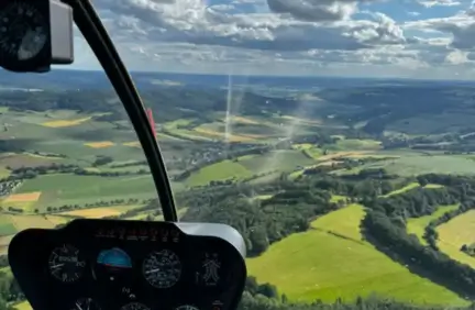 10 Min atemberaubender  Hubschrauber Rundflug | 1 Person